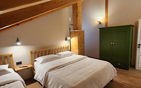 Guesthouse Te Avllia